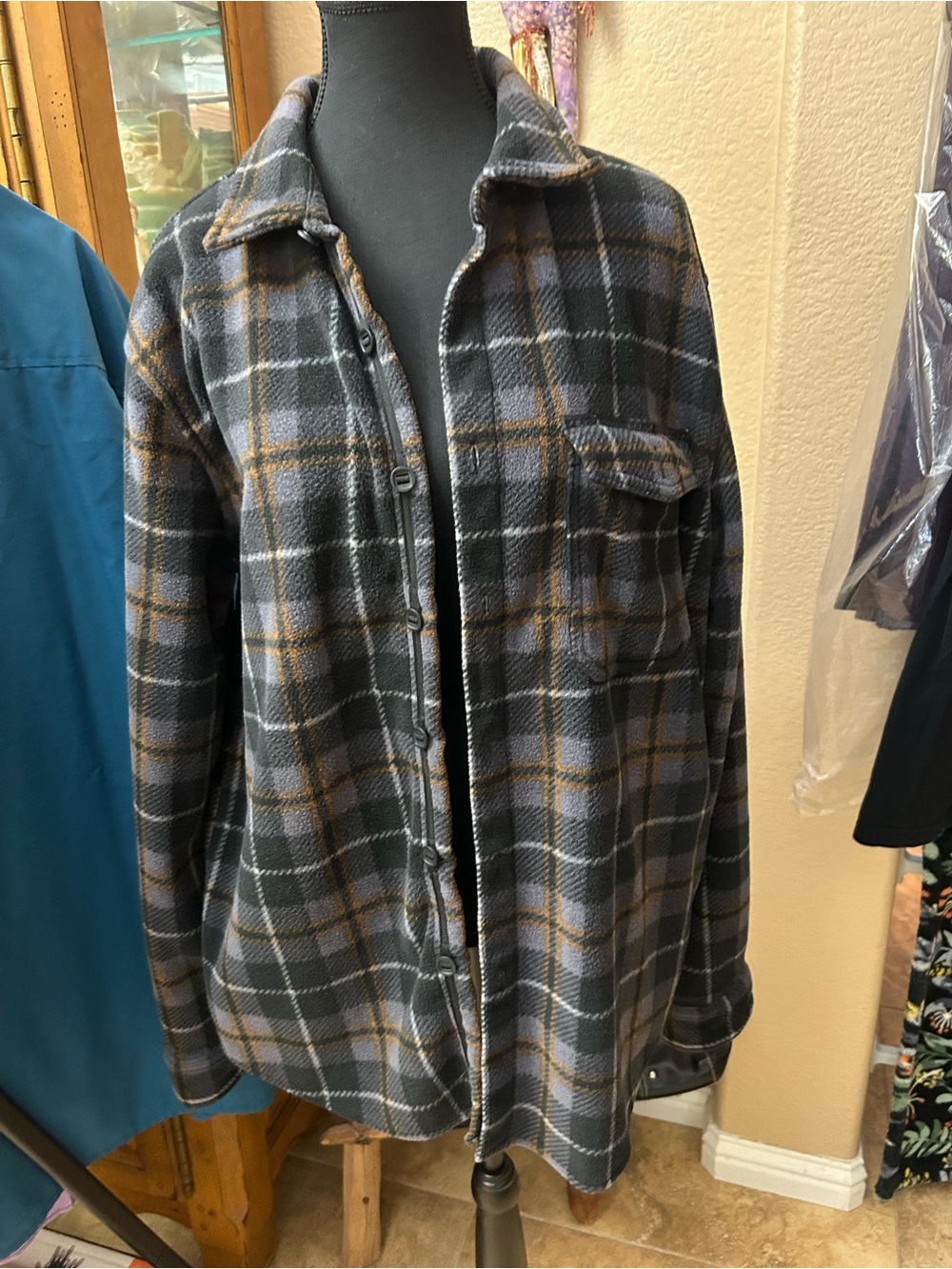 Billabong Men's Plaid Shirt Jacket in Charcoal and Brown